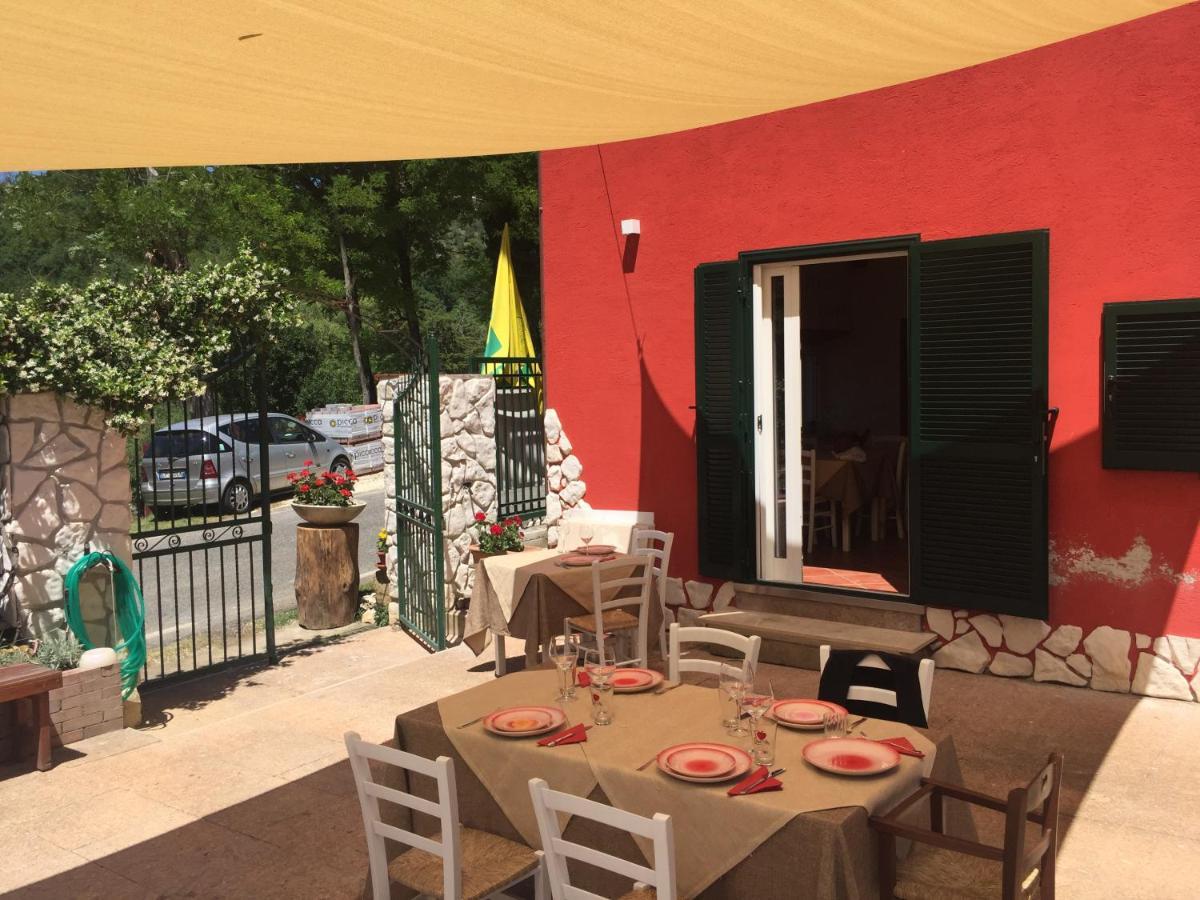 Agriturismo Rosso Lampone Cerreto Laziale 外观 照片