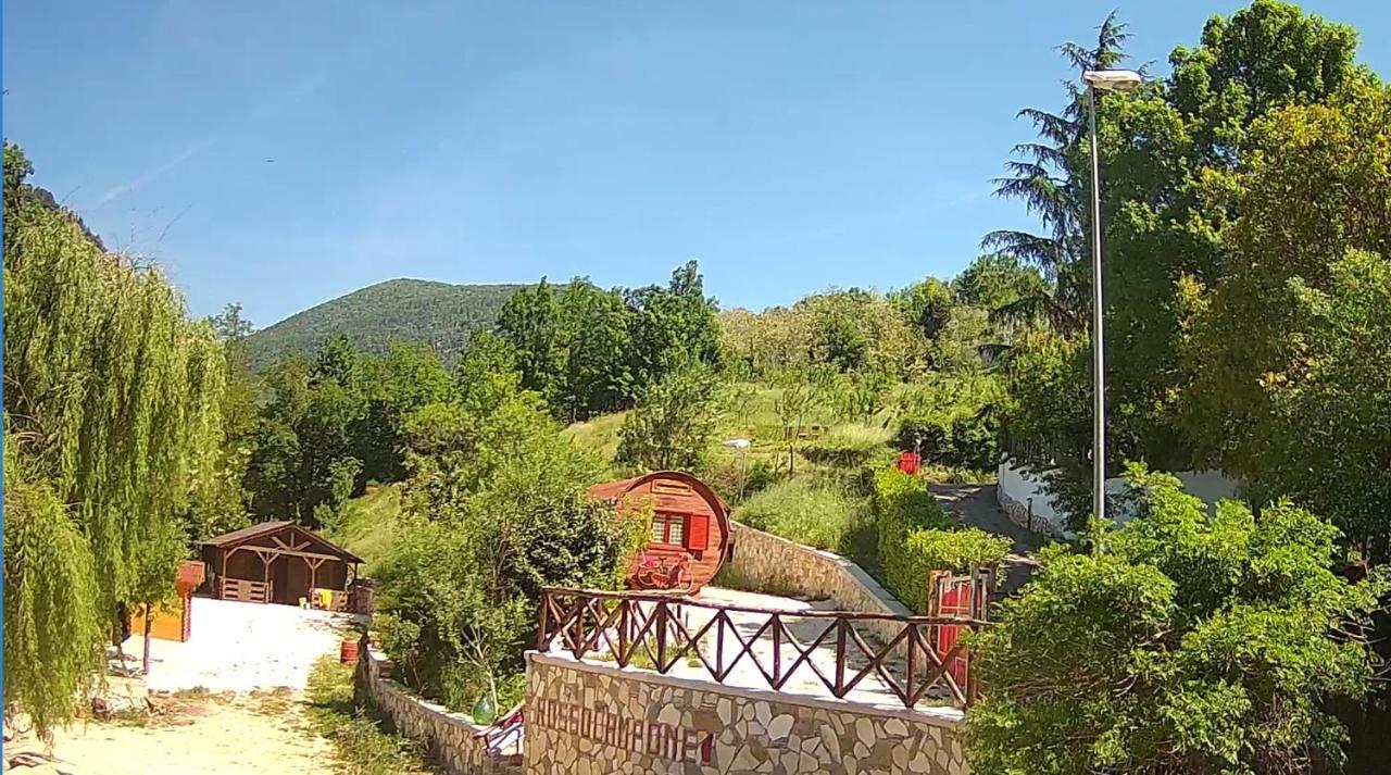 Agriturismo Rosso Lampone Cerreto Laziale 外观 照片